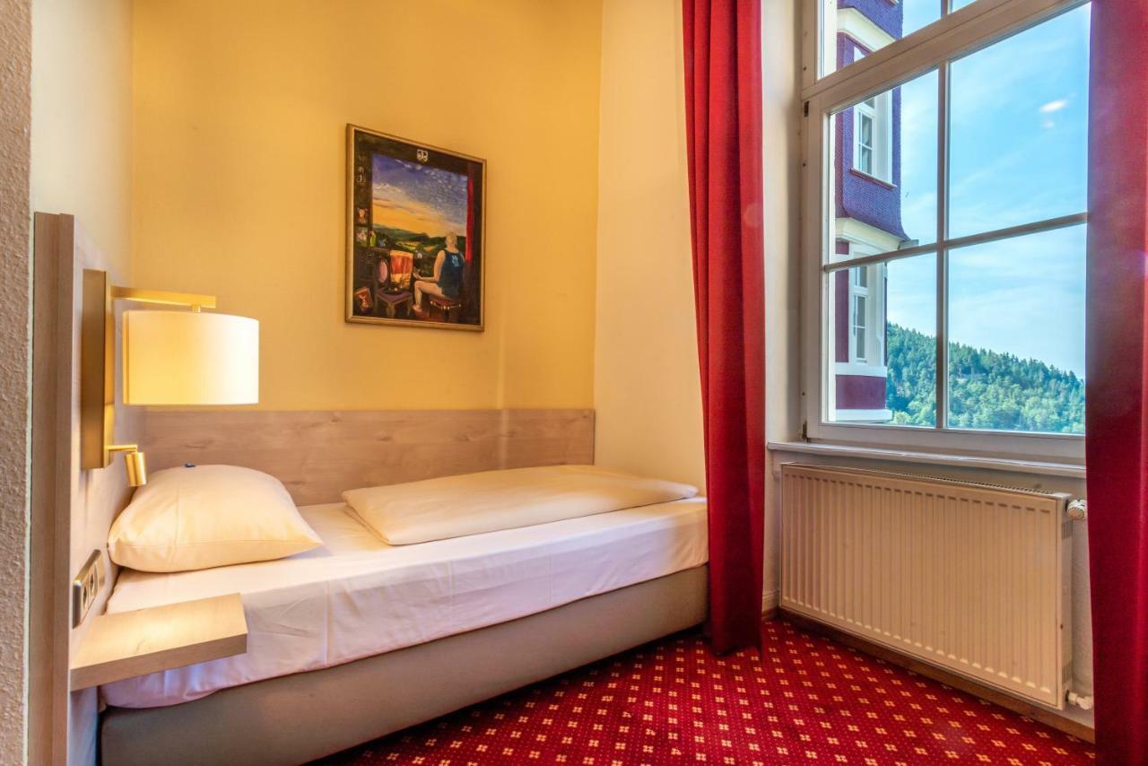 Hotel Schloss 3*